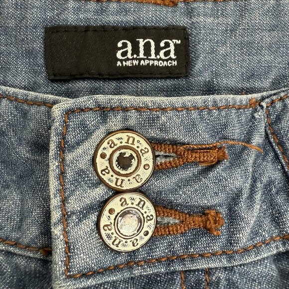 a.n.a Bermuda Skimmer Cargo Shorts Womens 8 Drawstring Hem Cotton Blue Denim - Picture 8 of 9